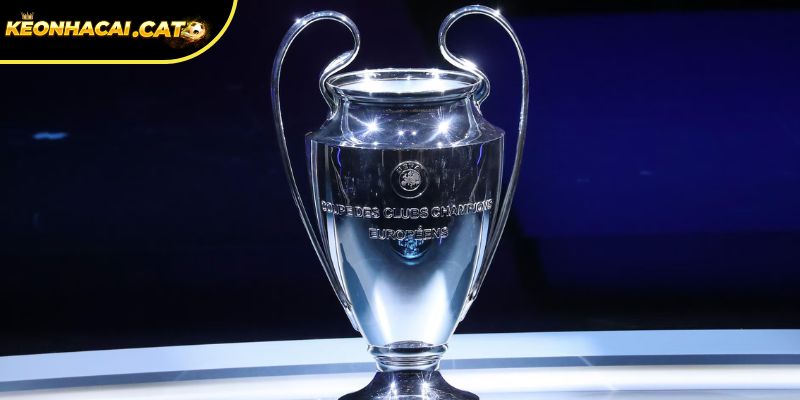Champions League là sân khấu trình diễn của các CLB
